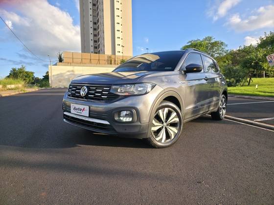 VOLKSWAGEN T-CROSS 1.0 200 TSI TOTAL FLEX COMFORTLINE AUTOMÁTICO VOLKSWAGEN T-CROSS 1.0 200 TSI TOTAL FLEX COMFORTLINE AUTOMÁTICO